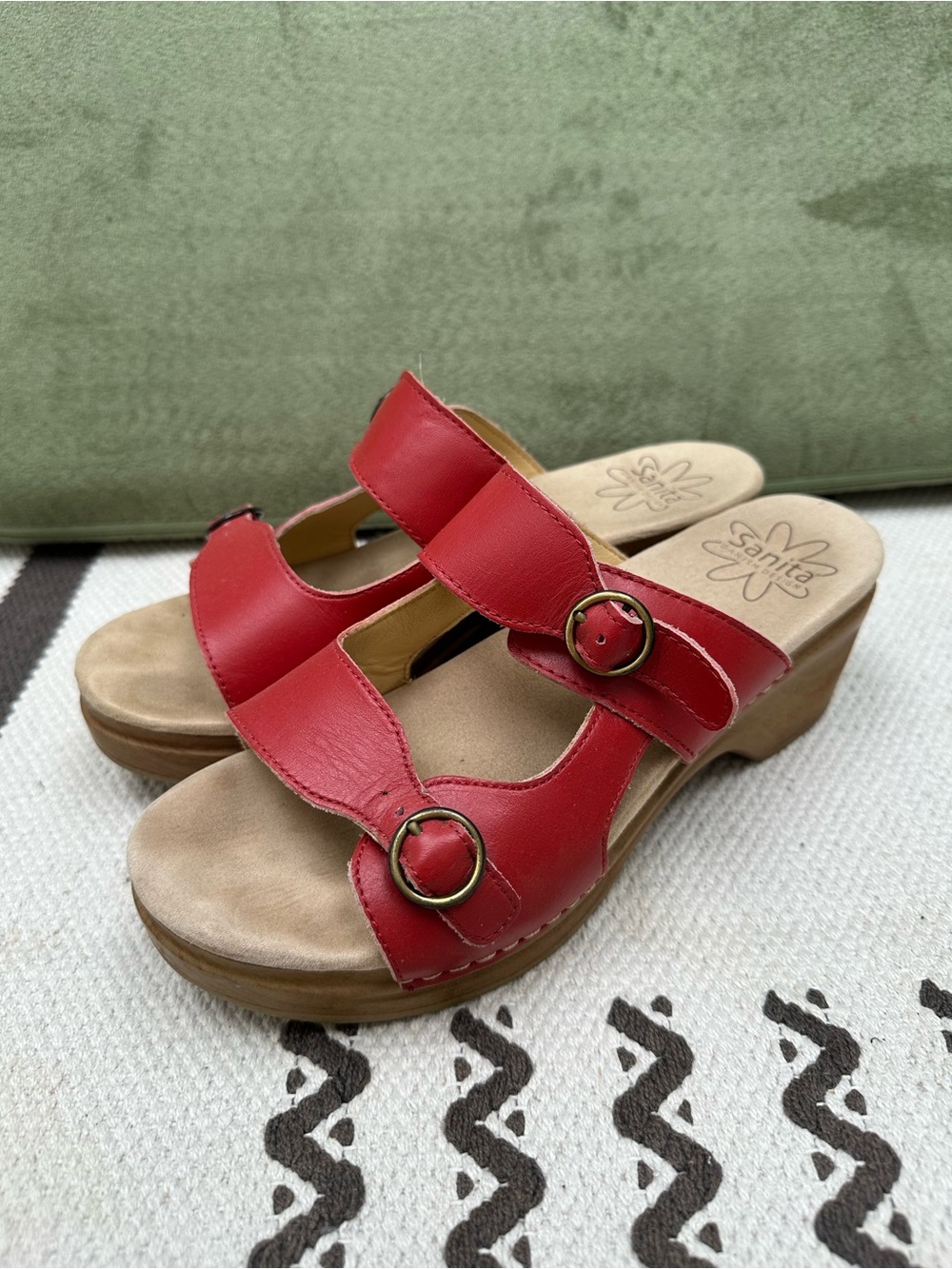 Sanita Red Leather Sandals Double Buckle Strap size 39 8.5 Cushioned Sole